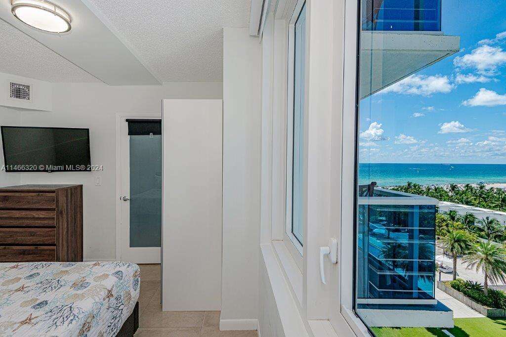 Roney Palace at 2301 Collins Ave, Miami Beach, FL 33139 - For Rent photo 12