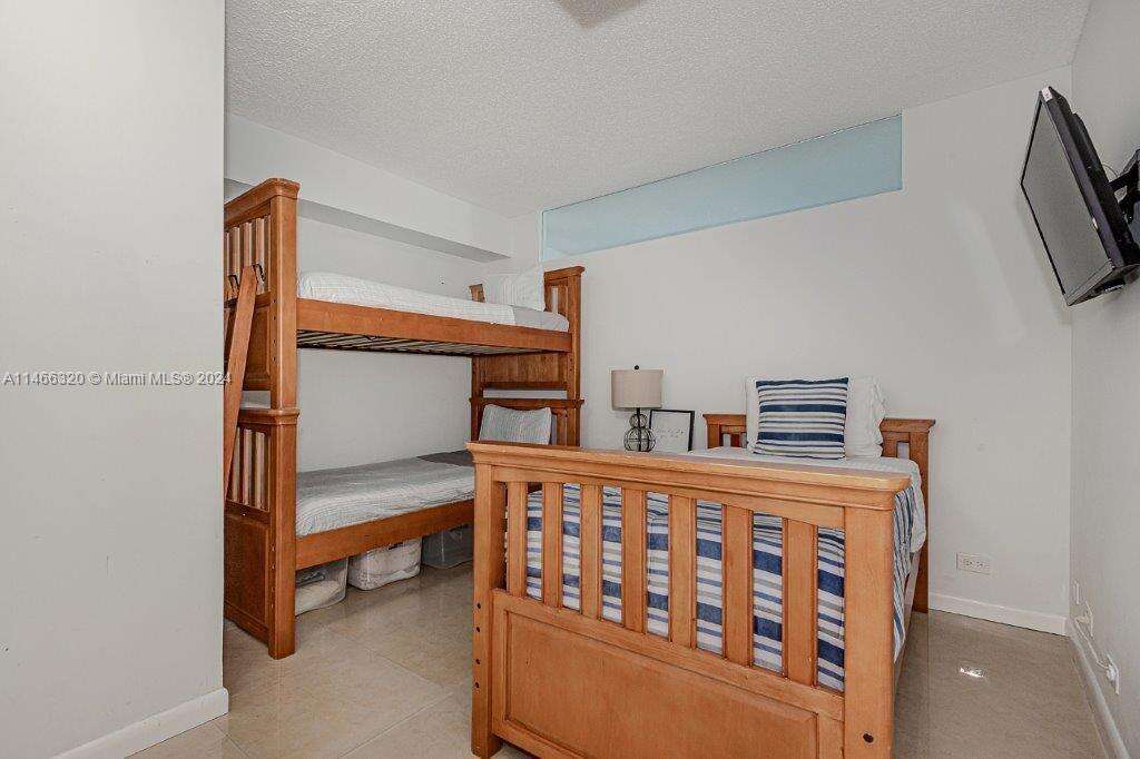Roney Palace at 2301 Collins Ave, Miami Beach, FL 33139 - For Rent photo 15