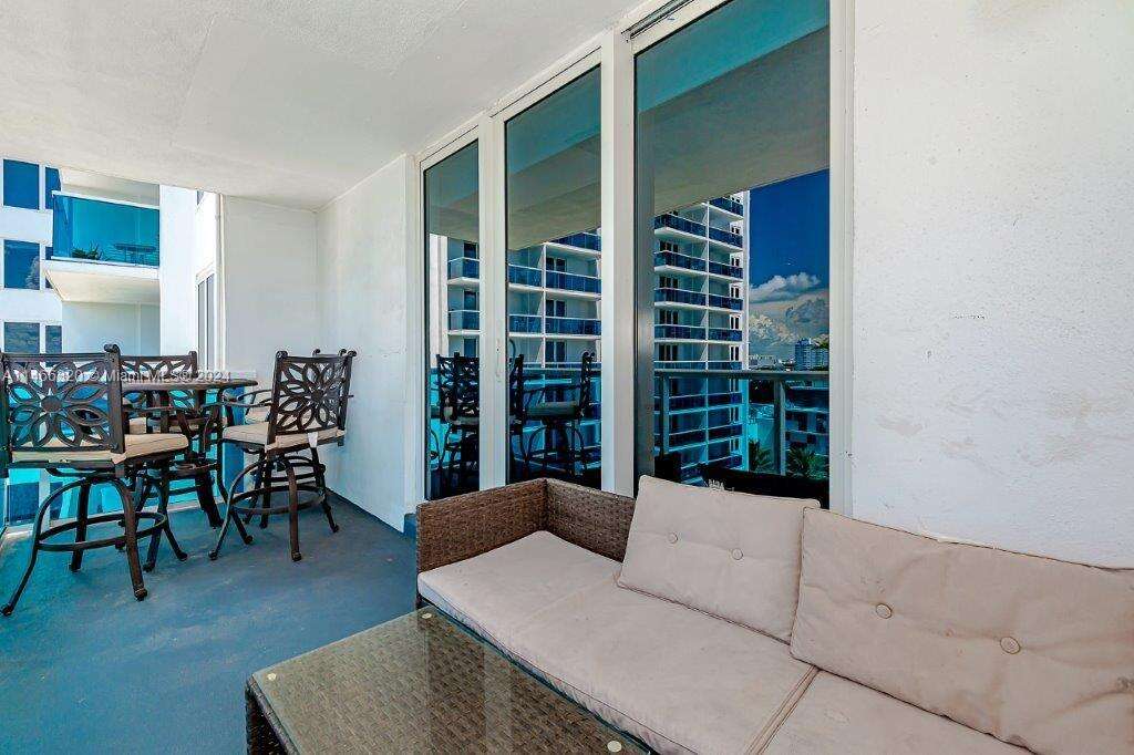 Roney Palace at 2301 Collins Ave, Miami Beach, FL 33139 - For Rent photo 4