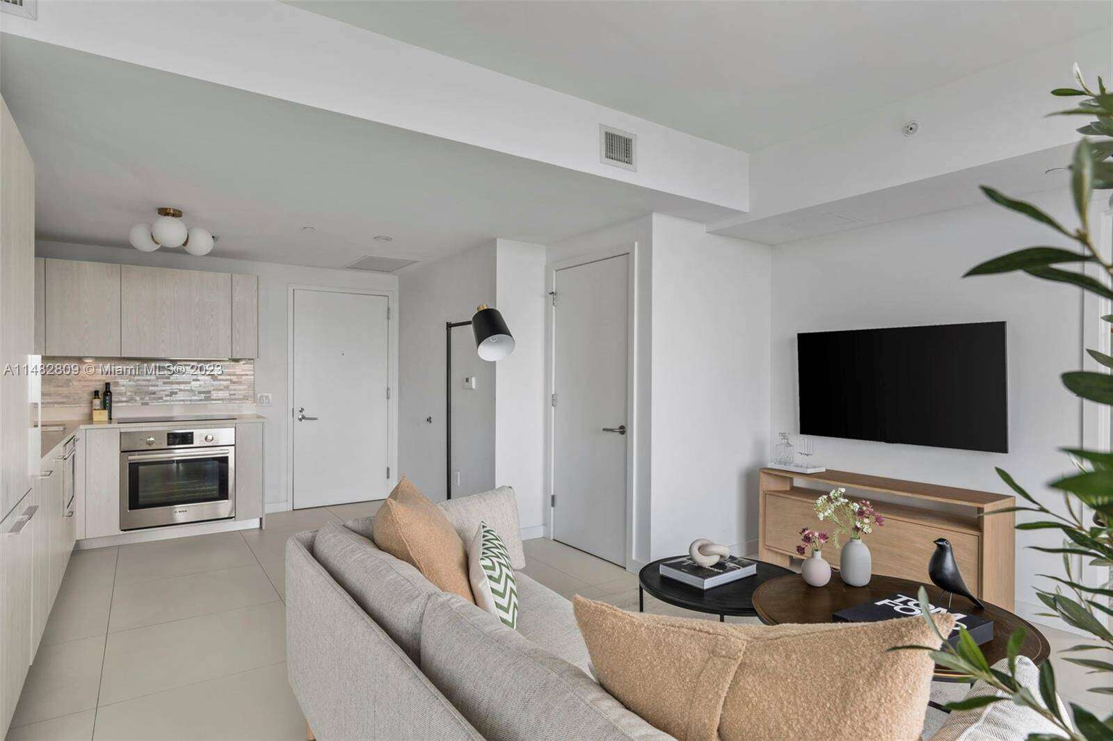 Paraiso Bayviews at 501 31 St, Miami, FL 33137 - For Rent photo 5