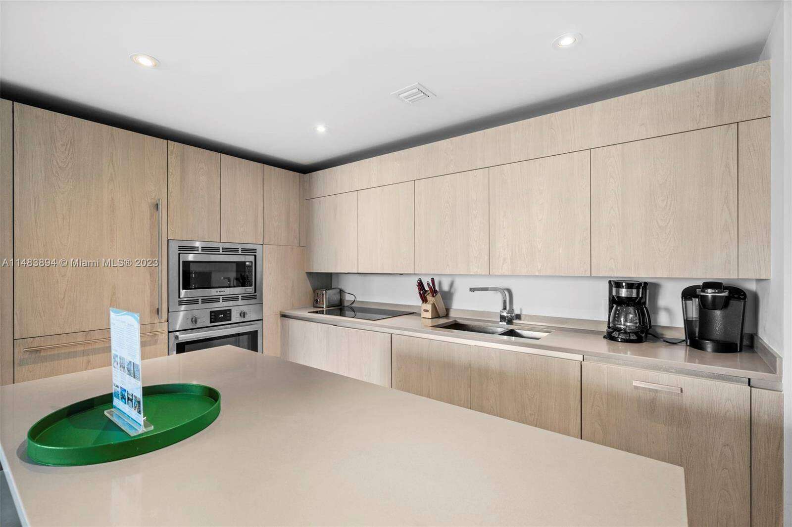Hyde Resort at 4111 Ocean Dr, Hollywood, FL 33019 - For Rent photo 11