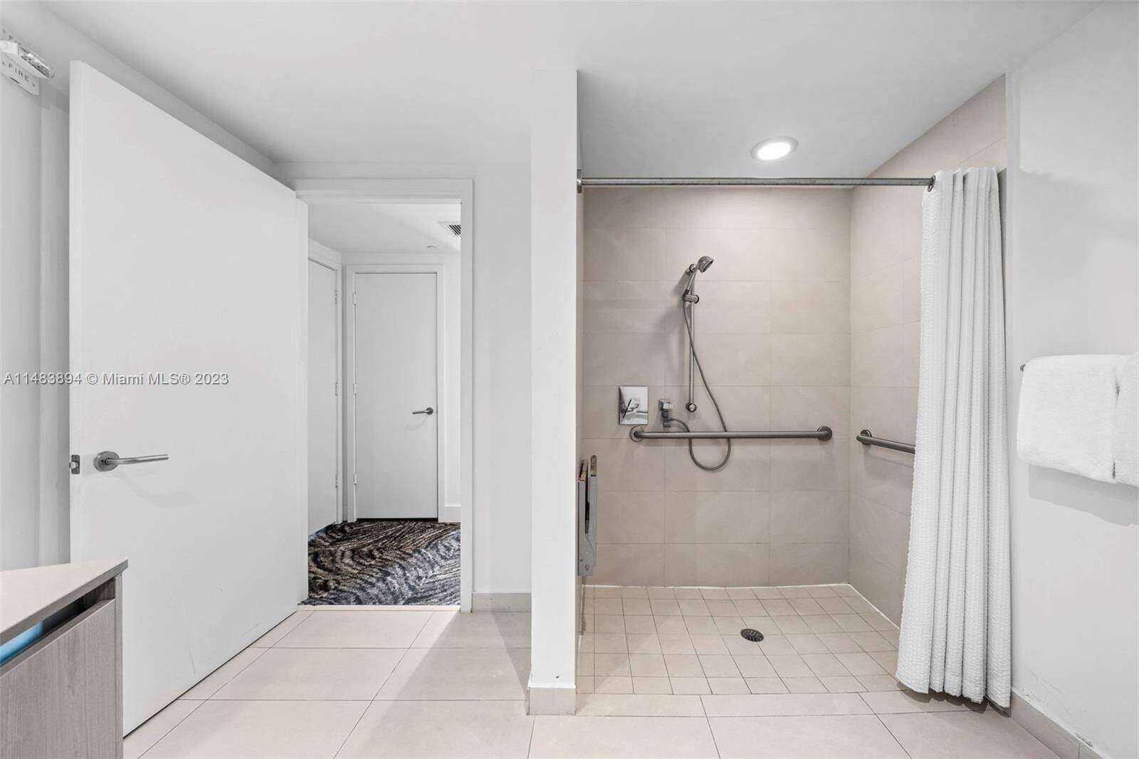 Hyde Resort at 4111 Ocean Dr, Hollywood, FL 33019 - For Rent photo 26