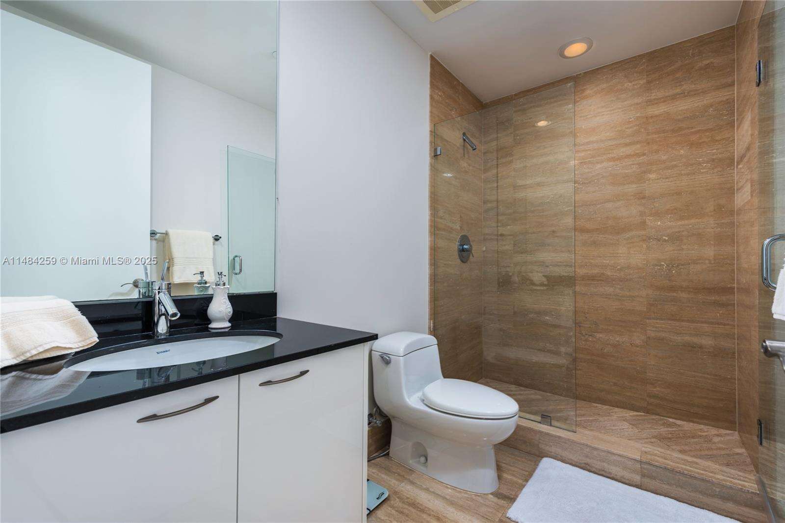 Trump Tower 3 at 15811 Collins Ave, Sunny Isles Beach, FL 33160 - For Rent photo 17