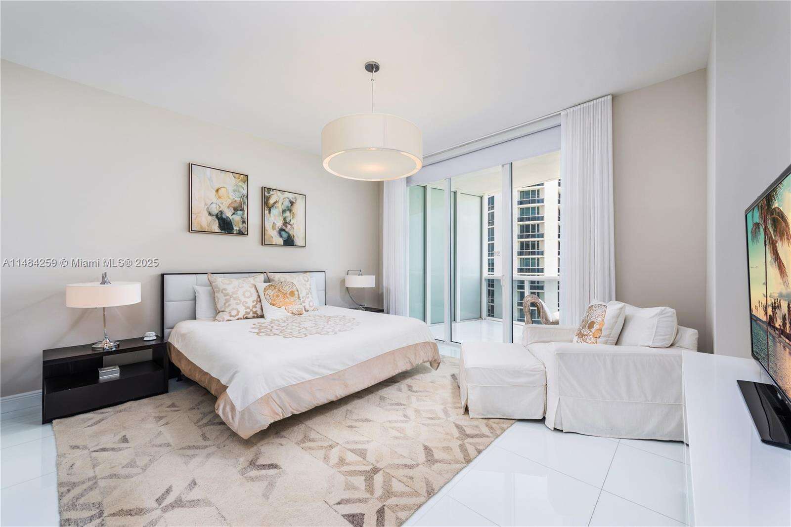 Trump Tower 3 at 15811 Collins Ave, Sunny Isles Beach, FL 33160 - For Rent photo 6