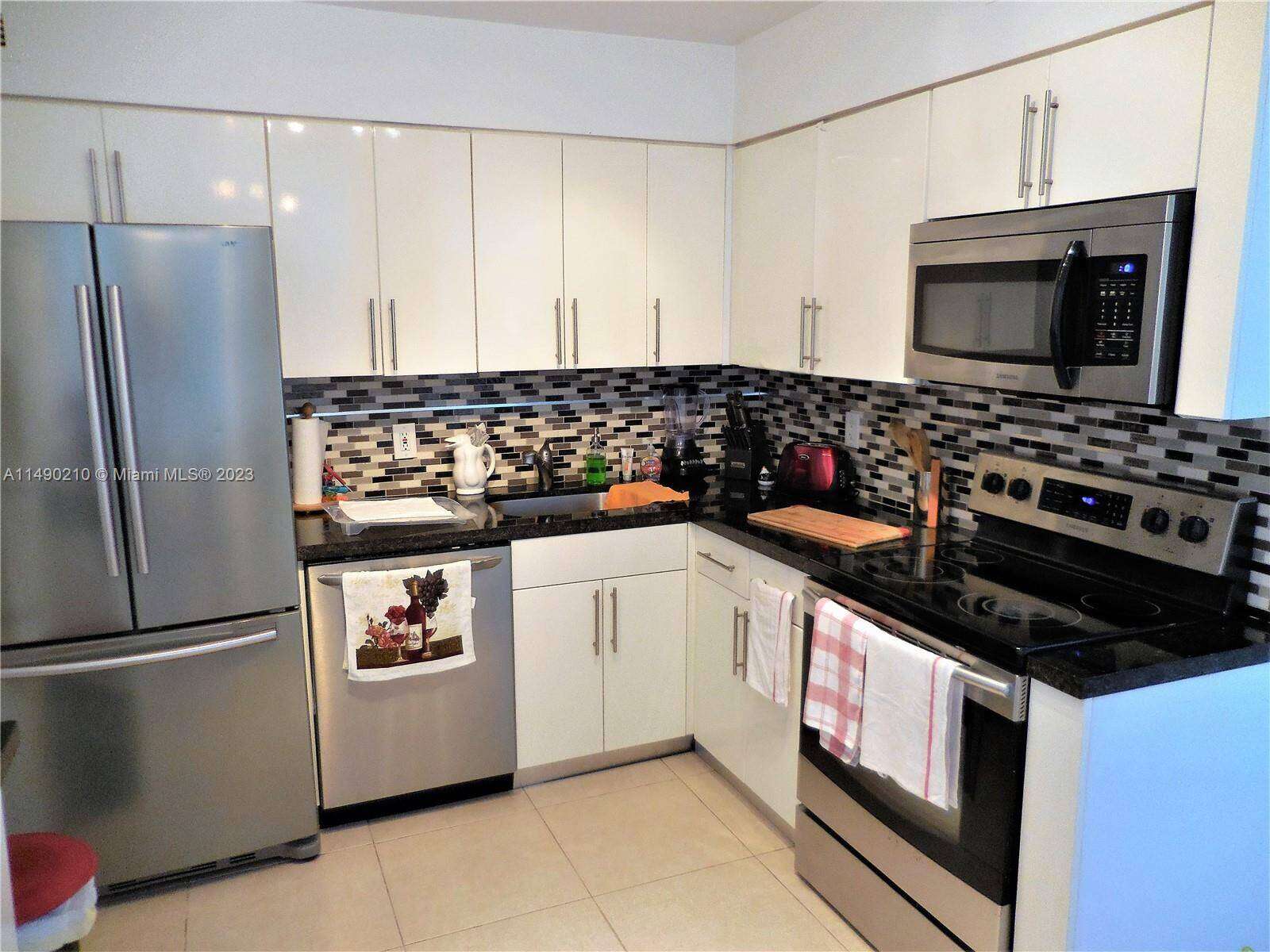 Seacoast 5151 at 5151 Collins Ave, Miami Beach, FL 33140 - For Rent photo 40