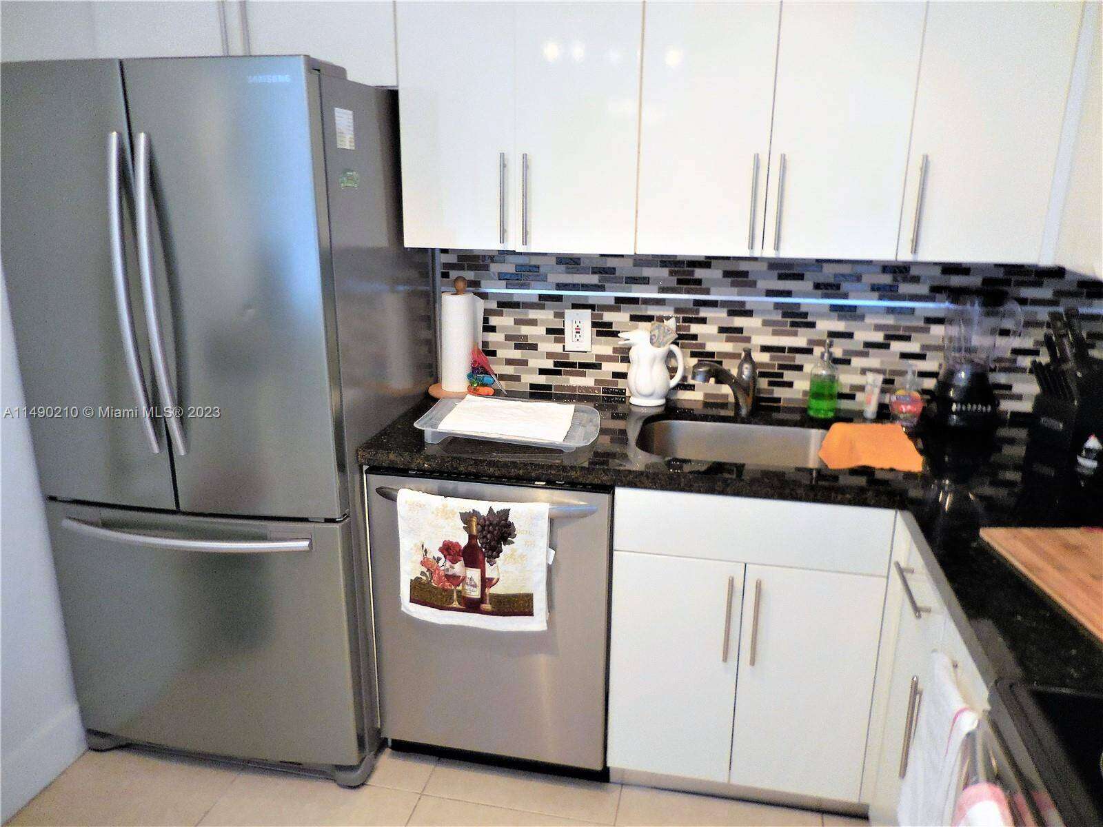 Seacoast 5151 at 5151 Collins Ave, Miami Beach, FL 33140 - For Rent photo 41