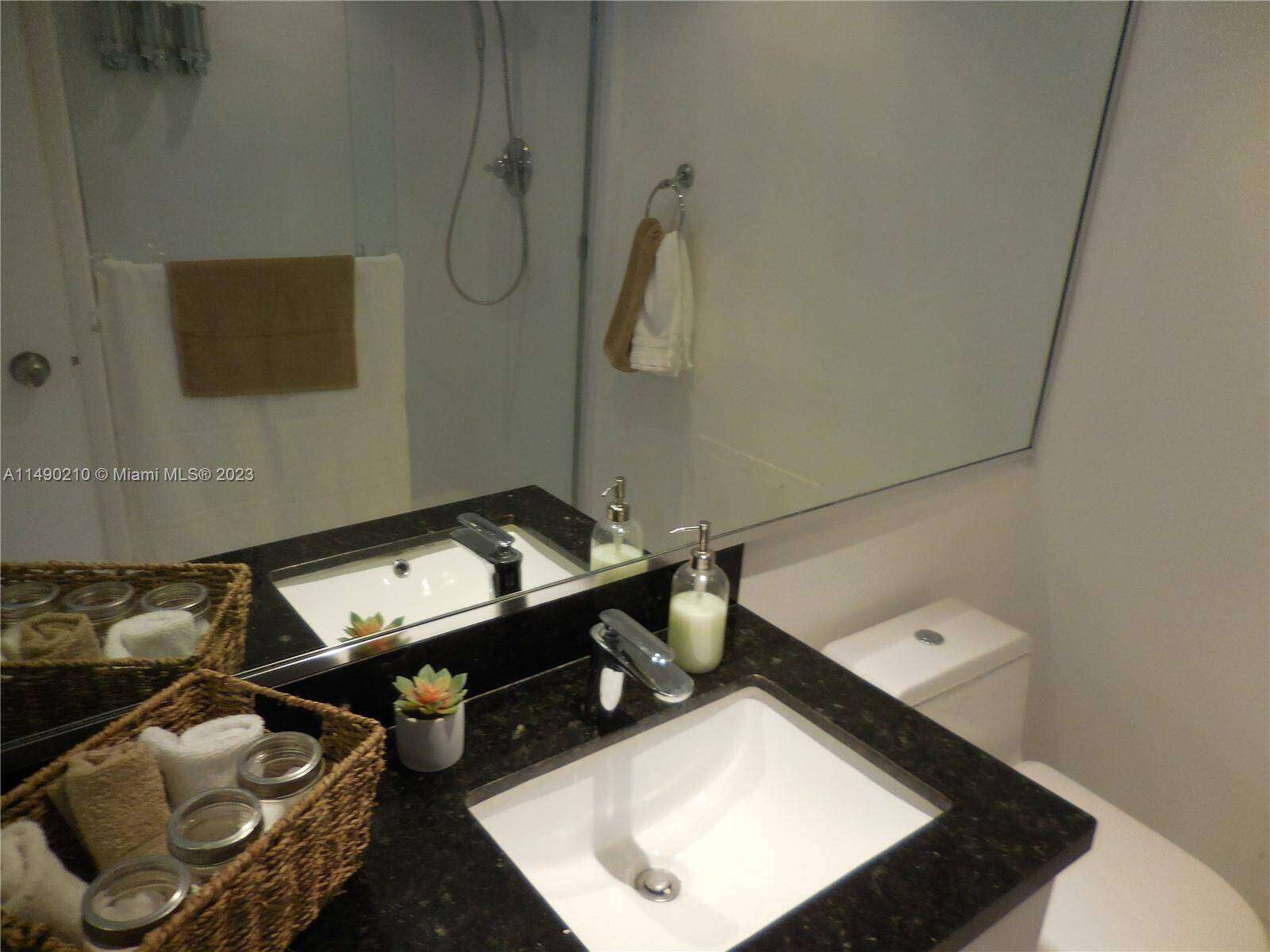 Seacoast 5151 at 5151 Collins Ave, Miami Beach, FL 33140 - For Rent photo 44