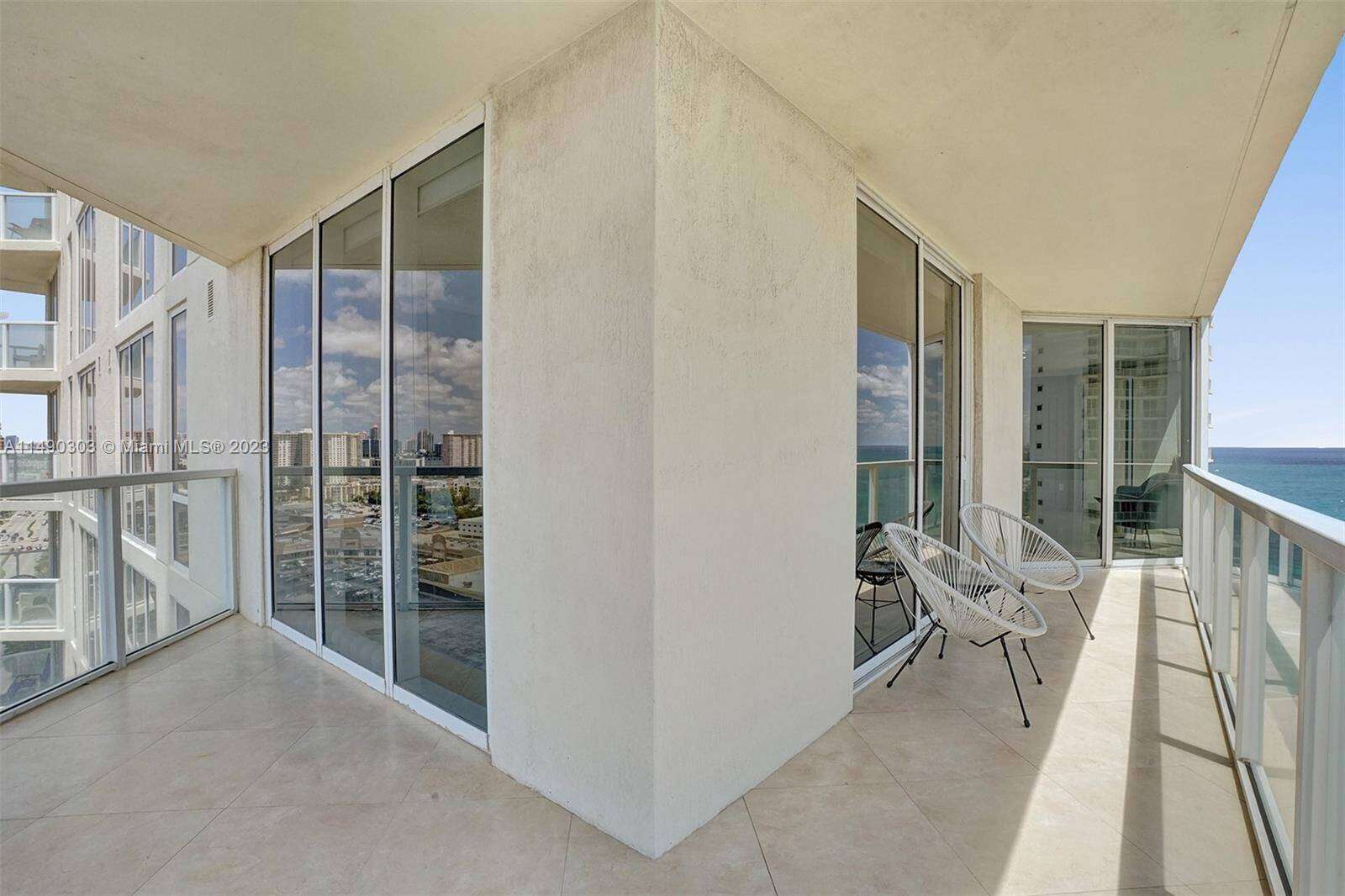 La Perla at 16699 Collins Ave, Sunny Isles Beach, FL 33160 - For Rent photo 18