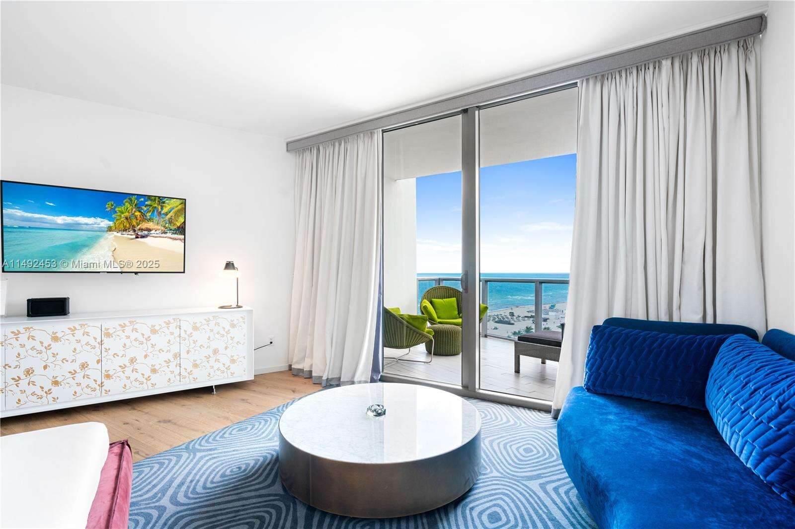 W South Beach at 2201 Collins Ave, Miami Beach, FL 33139 - For Rent photo 2