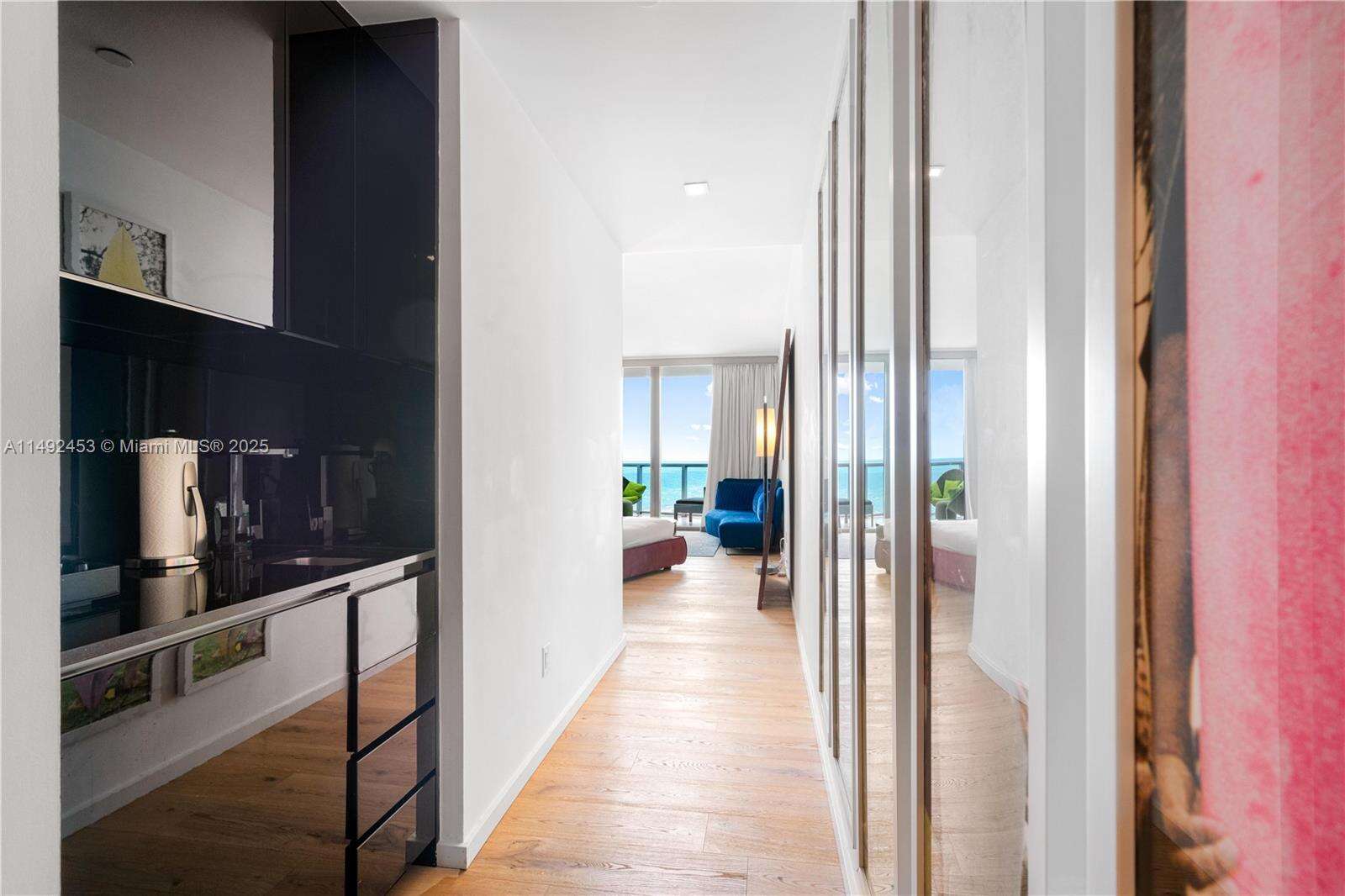 W South Beach at 2201 Collins Ave, Miami Beach, FL 33139 - For Rent photo 16
