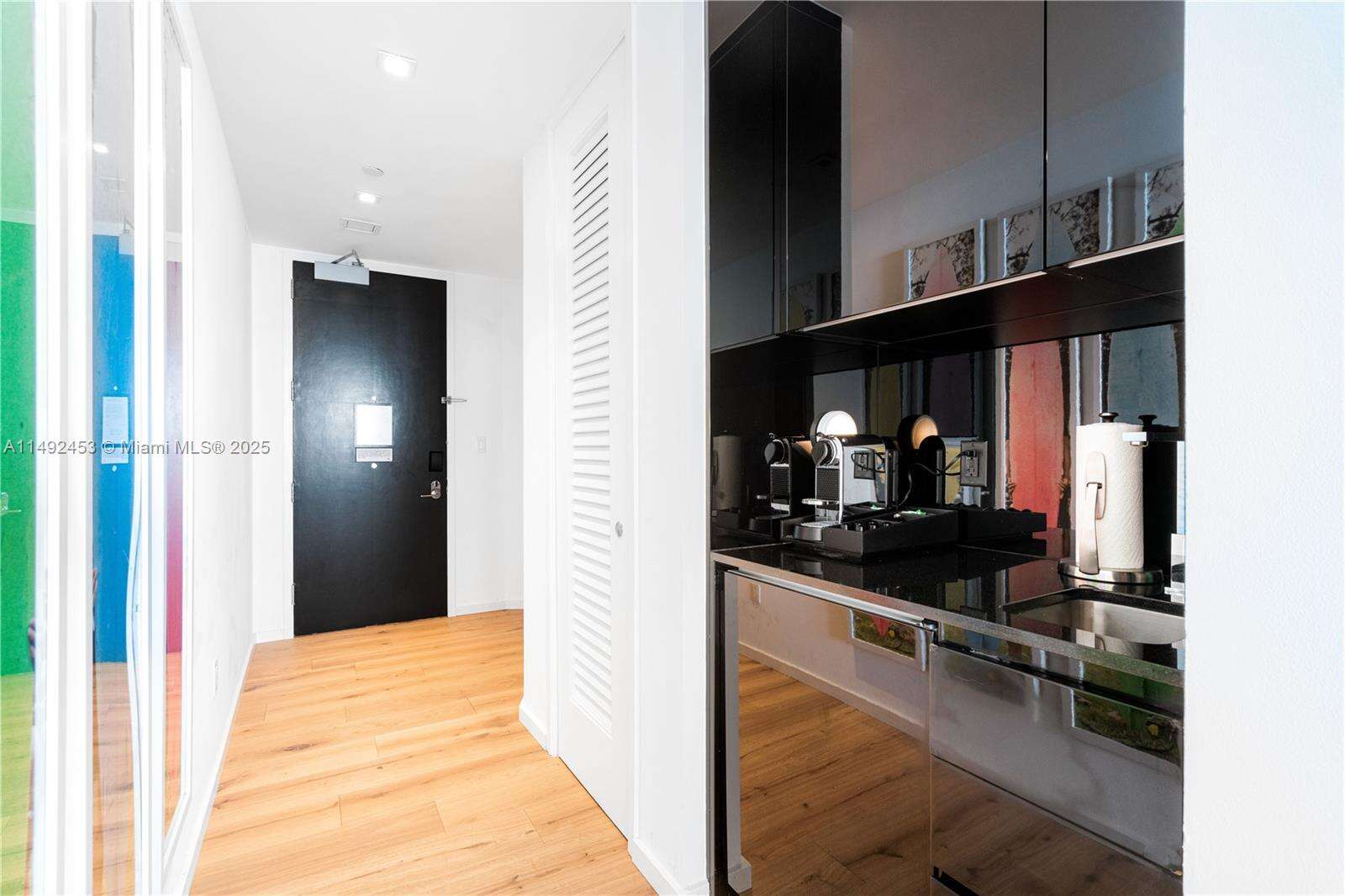 W South Beach at 2201 Collins Ave, Miami Beach, FL 33139 - For Rent photo 17