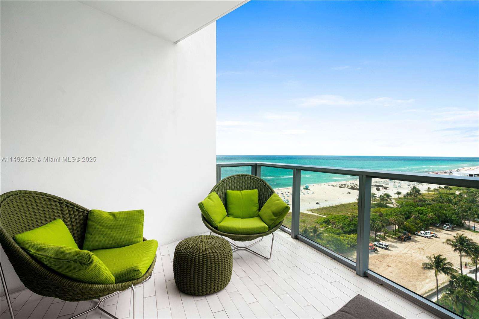 W South Beach at 2201 Collins Ave, Miami Beach, FL 33139 - For Rent photo 4