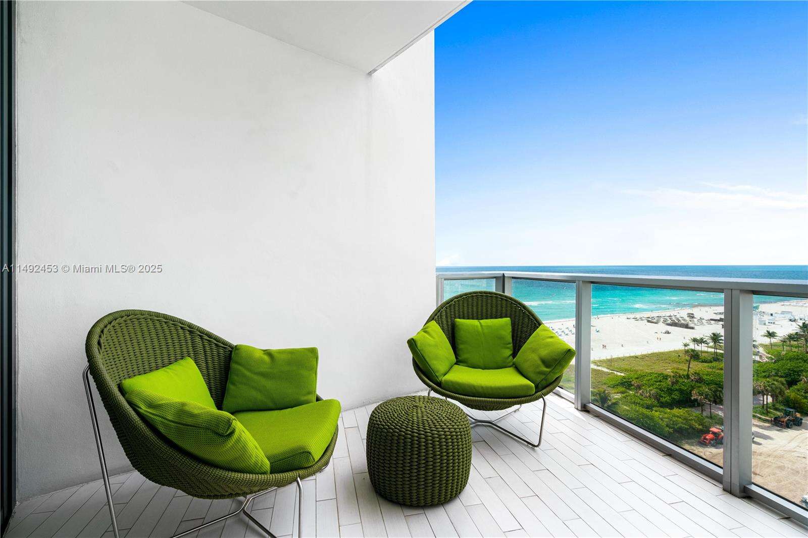 W South Beach at 2201 Collins Ave, Miami Beach, FL 33139 - For Rent photo 6
