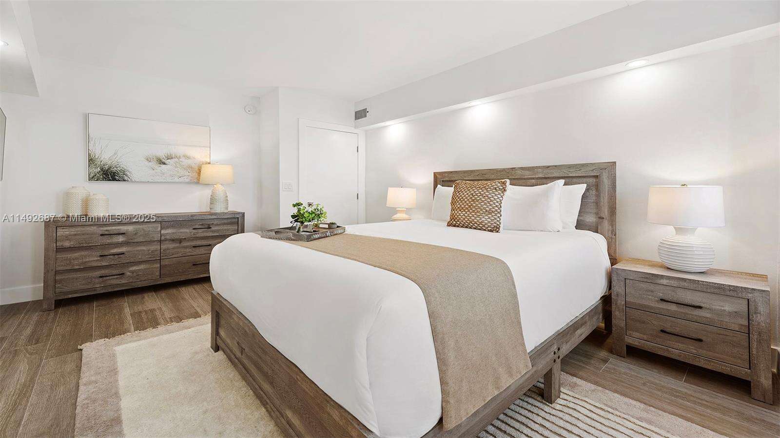 Roney Palace at Miami Beach, FL 33139 - For Rent photo 18