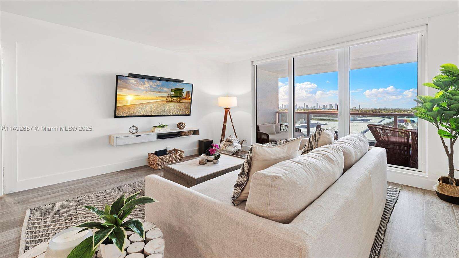 Roney Palace at Miami Beach, FL 33139 - For Rent photo 20