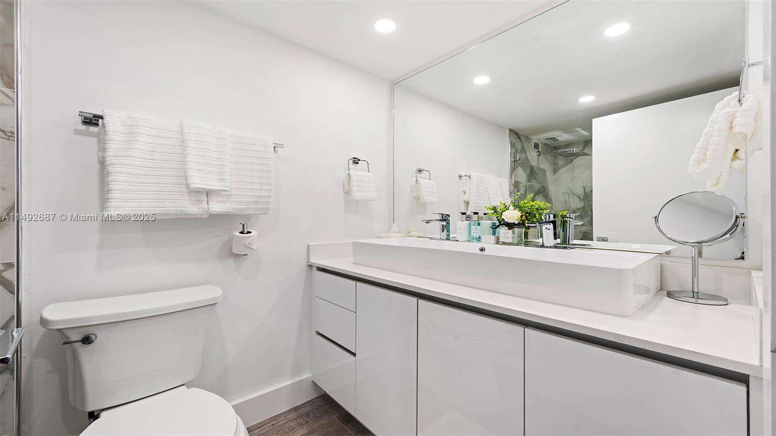Roney Palace at Miami Beach, FL 33139 - For Rent photo 23