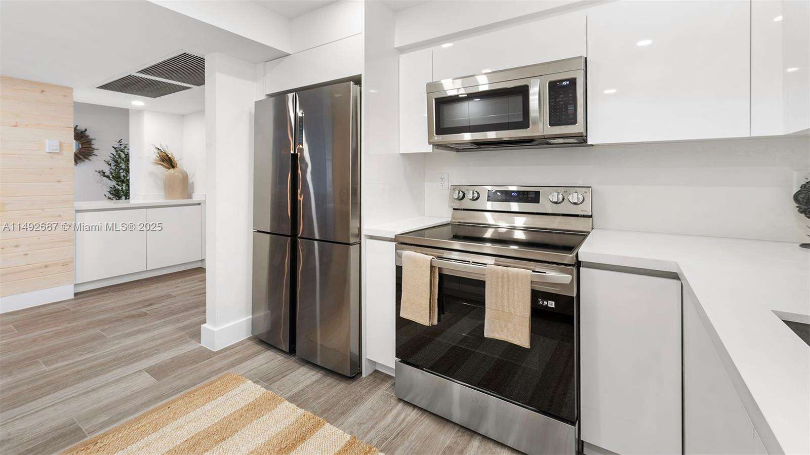 Roney Palace at Miami Beach, FL 33139 - For Rent photo 31