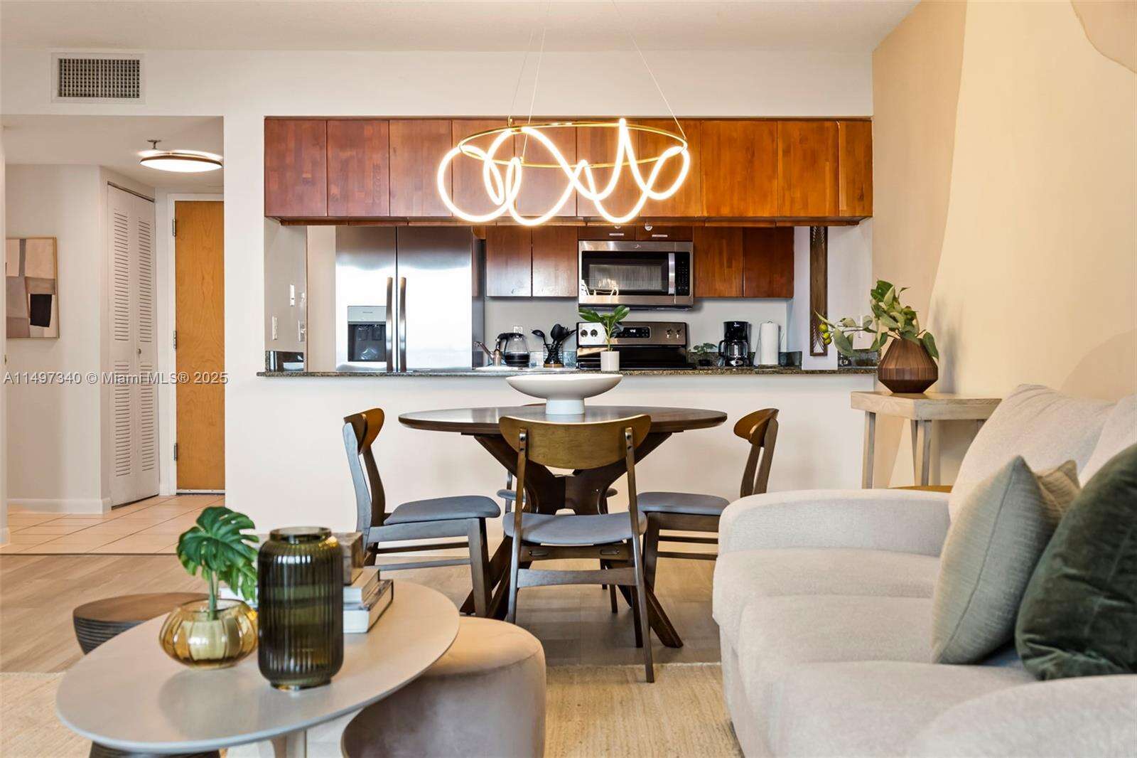 The Club At Brickell Bay at 1200 Brickell Bay Dr, Miami, FL 33131 - For Rent photo 10
