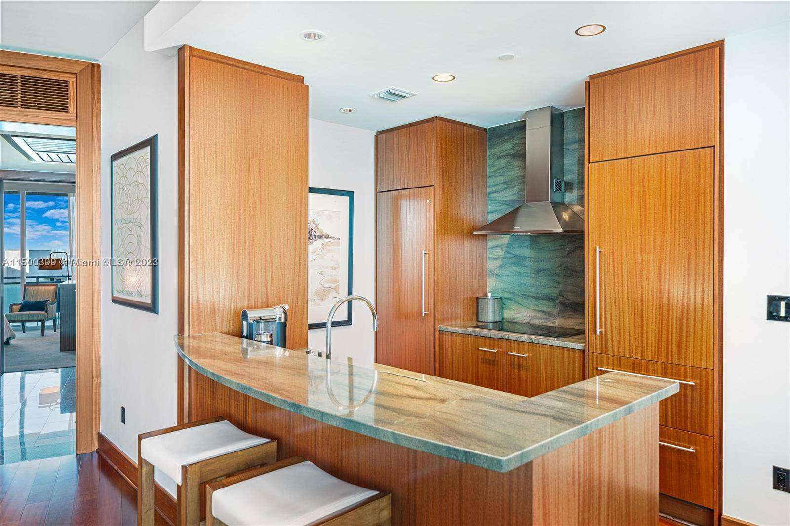 The Ritz Carlton Condos For Sale & Rent at 10295 Collins Ave, Bal Harbour, FL 33154 - For Rent photo 7