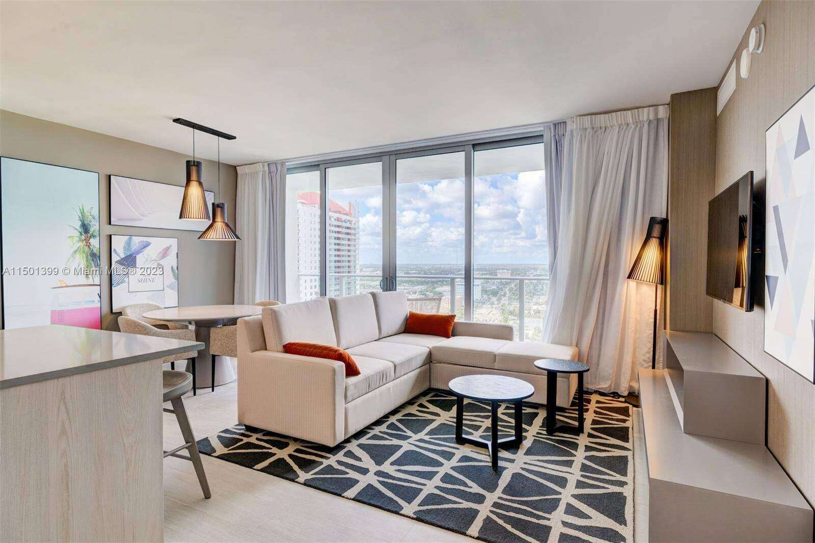 Hyde Beach House at 4010 Ocean Dr, Hollywood, FL 33019 - For Rent photo 1