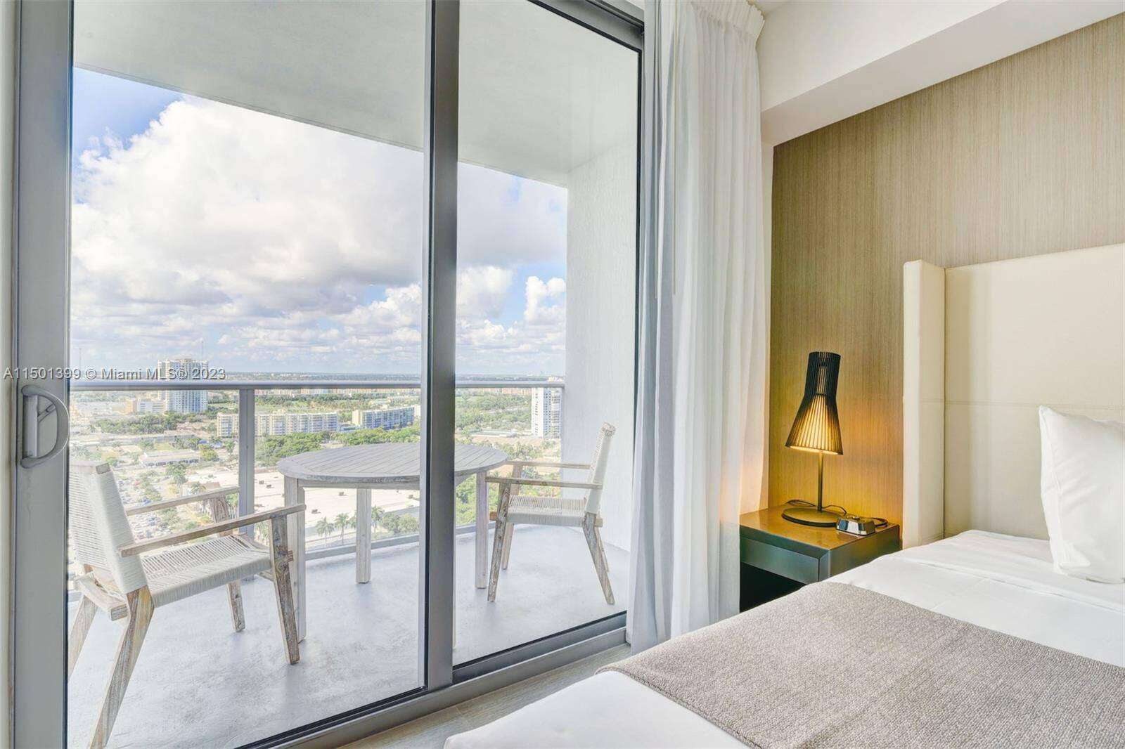 Hyde Beach House at 4010 Ocean Dr, Hollywood, FL 33019 - For Rent photo 17