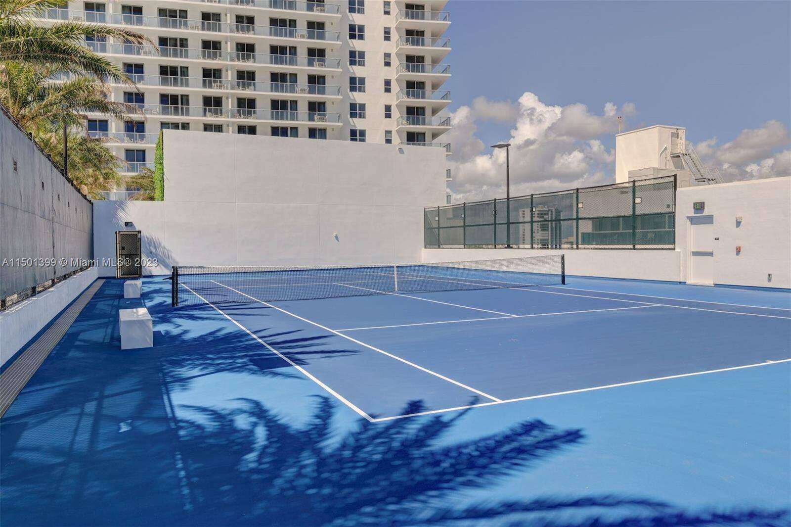Hyde Beach House at 4010 Ocean Dr, Hollywood, FL 33019 - For Rent photo 42
