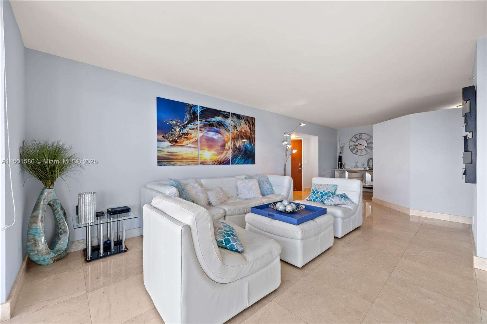 Akoya at 6365 Collins Ave, Miami Beach, FL 33141 - For Rent photo 3
