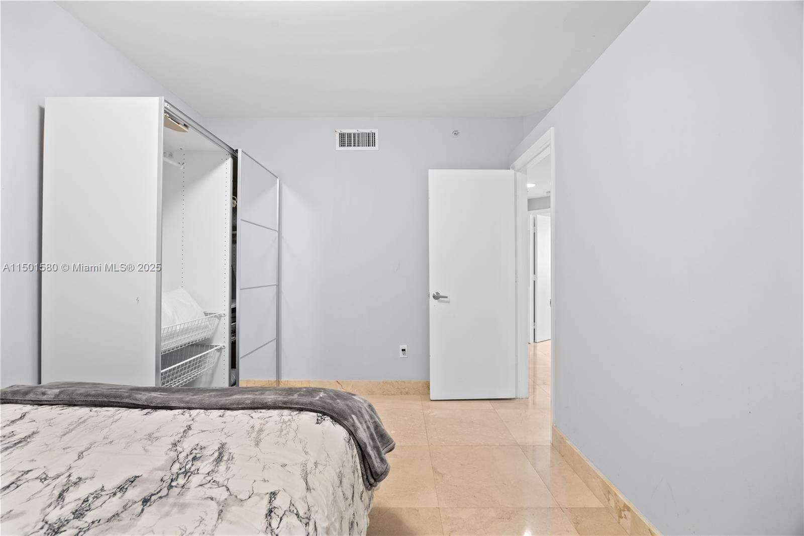 Akoya at 6365 Collins Ave, Miami Beach, FL 33141 - For Rent photo 22