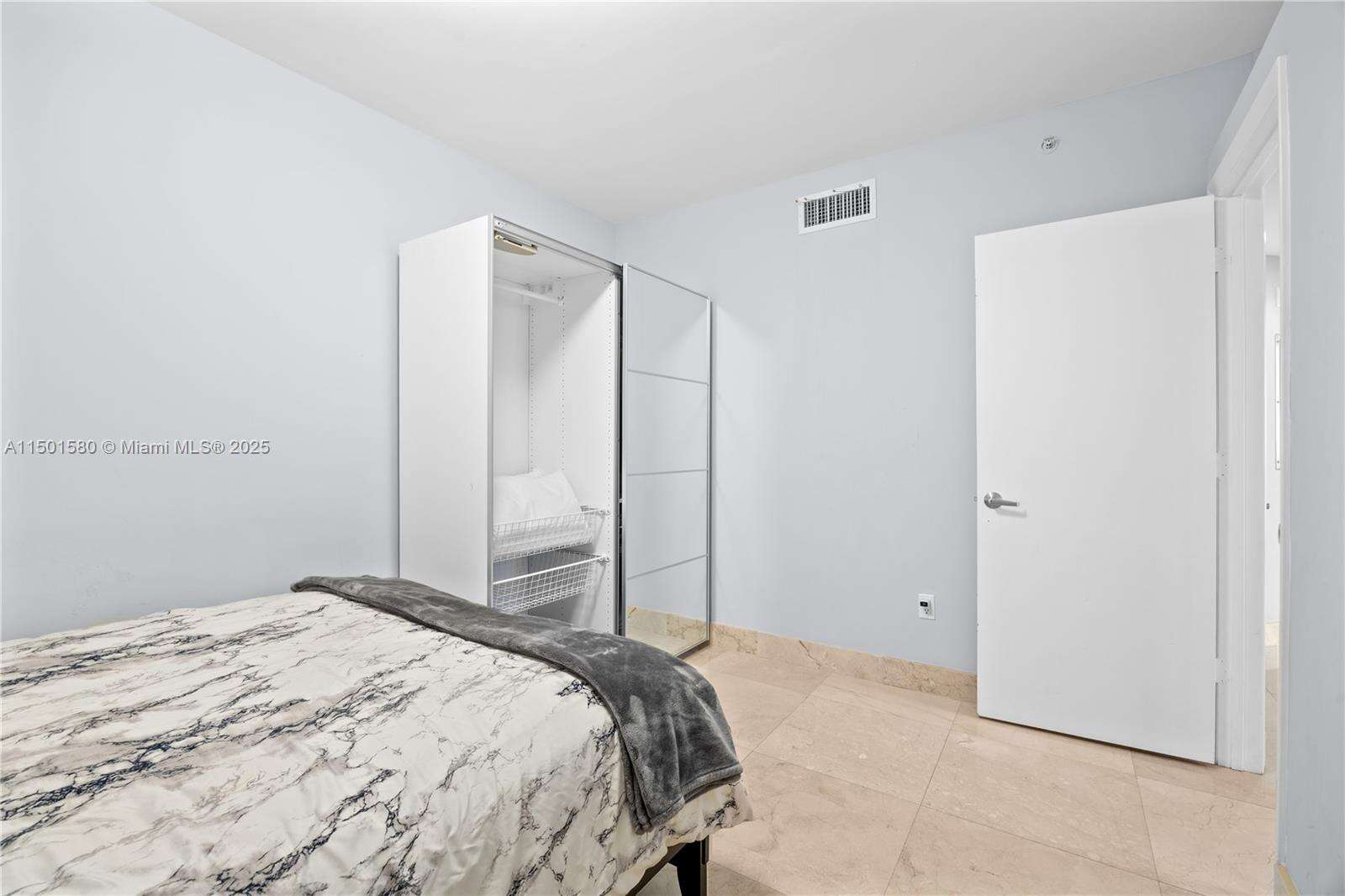 Akoya at 6365 Collins Ave, Miami Beach, FL 33141 - For Rent photo 23