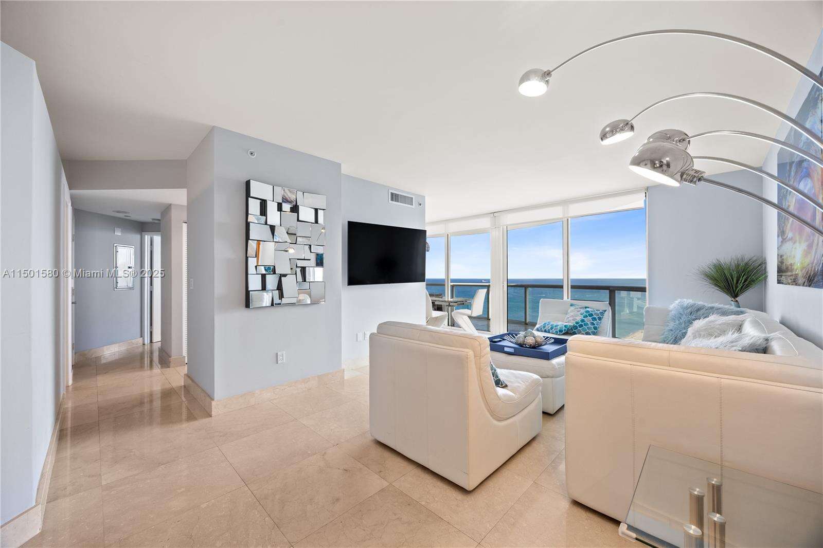 Akoya at 6365 Collins Ave, Miami Beach, FL 33141 - For Rent photo 4