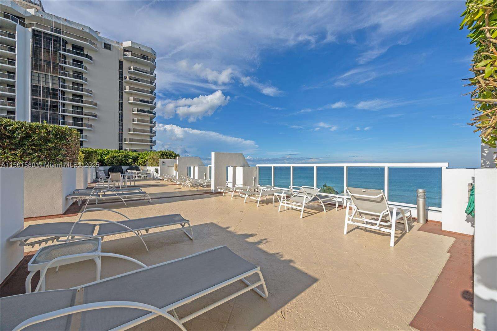 Akoya at 6365 Collins Ave, Miami Beach, FL 33141 - For Rent photo 35