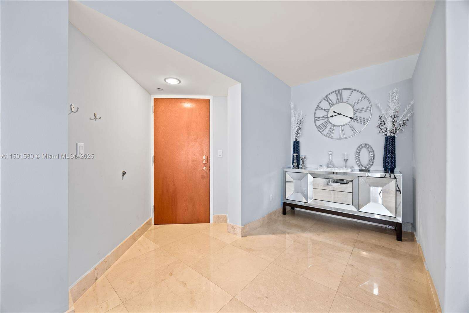 Akoya at 6365 Collins Ave, Miami Beach, FL 33141 - For Rent photo 5