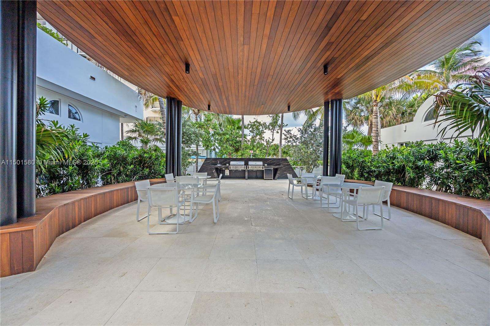 Akoya at 6365 Collins Ave, Miami Beach, FL 33141 - For Rent photo 41