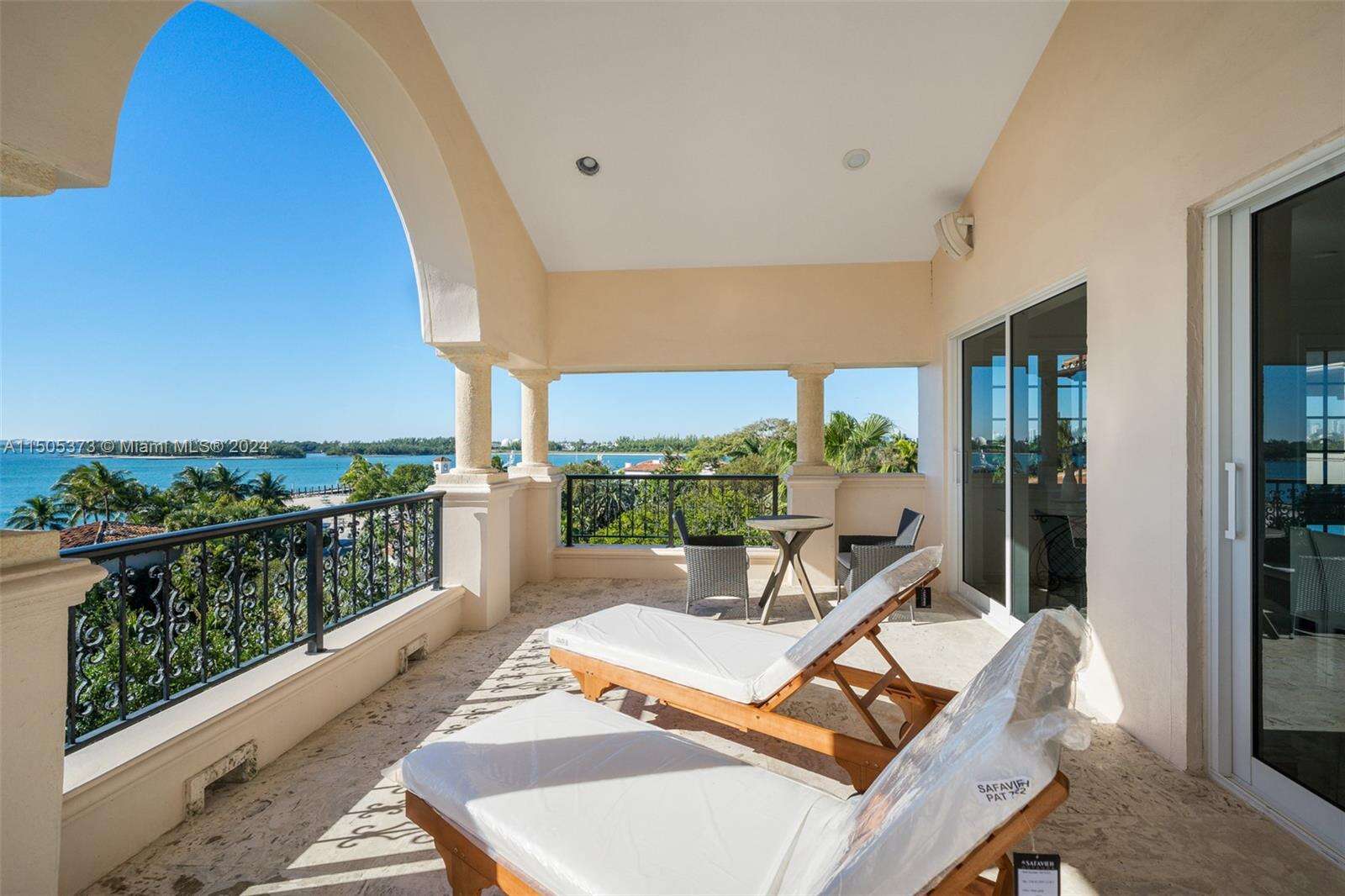 Seaside Village at Miami Beach, FL 33109 - For Rent photo 4