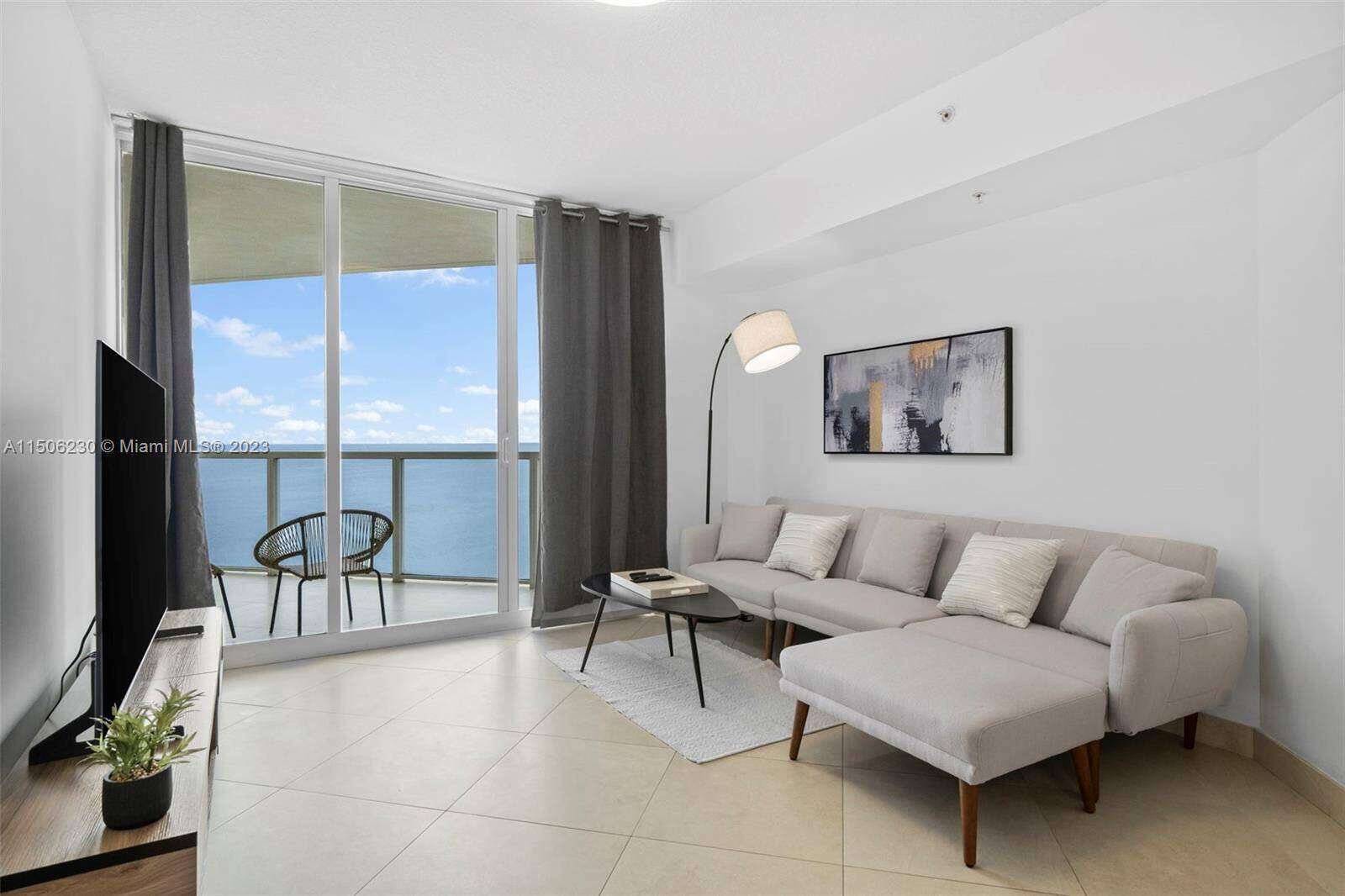 La Perla at 16699 Collins Ave, Sunny Isles Beach, FL 33160 - For Rent photo 1