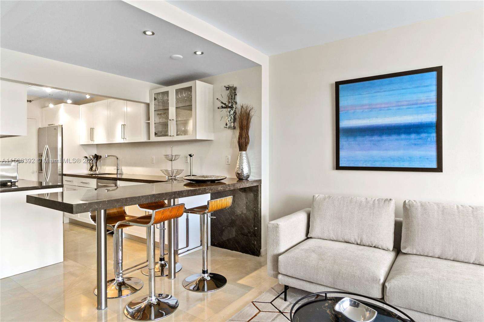 Decoplage at 100 Lincoln Rd, Miami Beach, FL 33139 - For Rent photo 3
