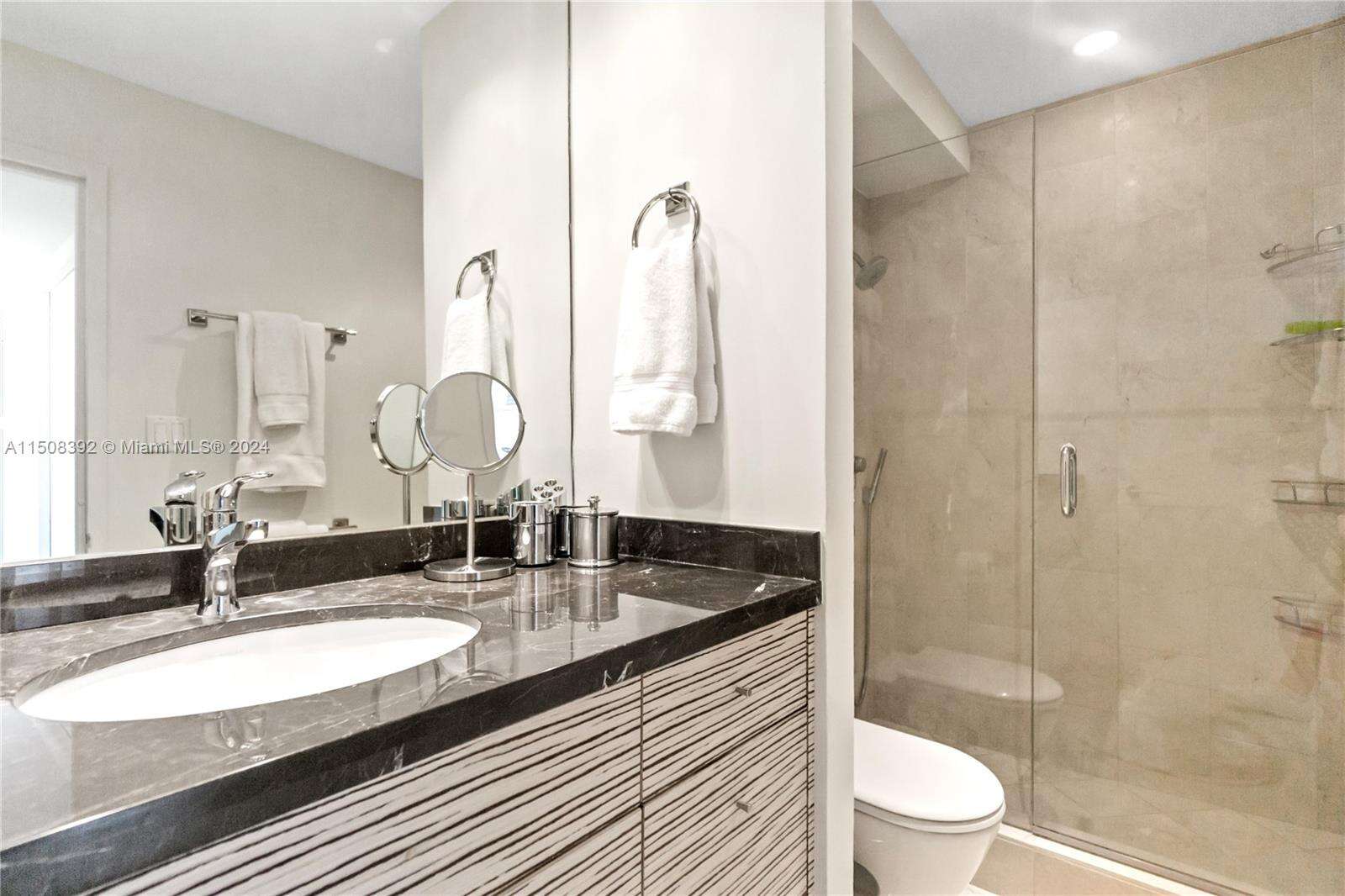 Decoplage at 100 Lincoln Rd, Miami Beach, FL 33139 - For Rent photo 7