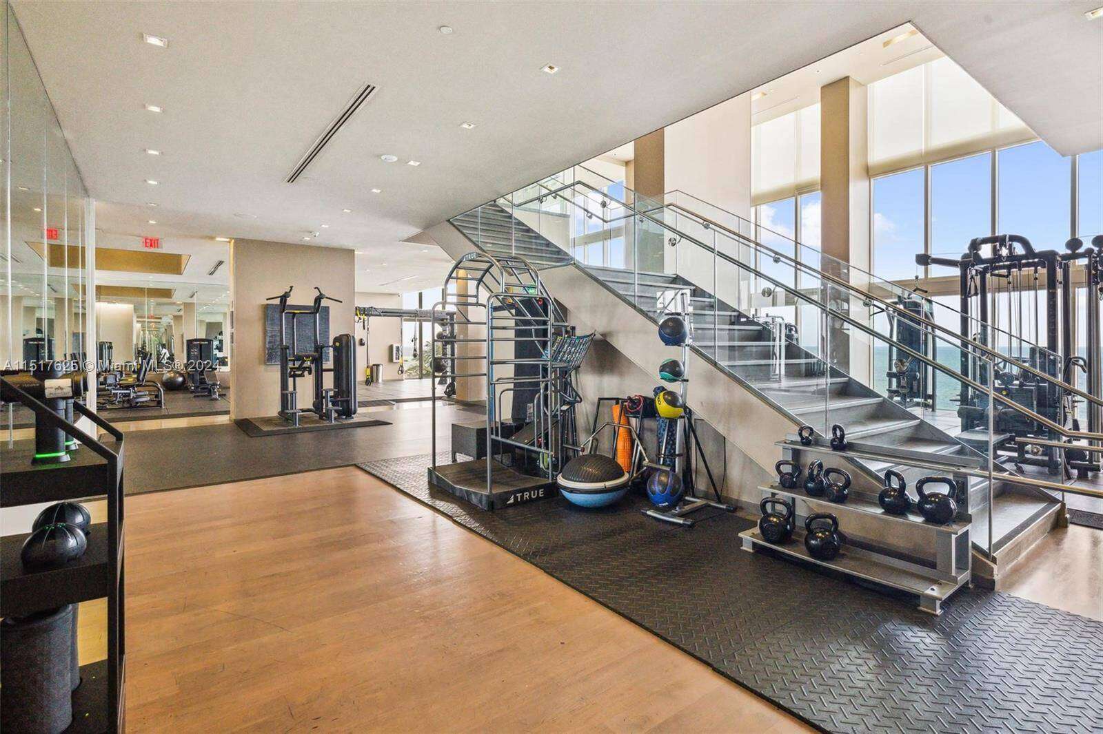The Beach Club Two at 1830 Ocean Dr, Hallandale Beach, FL 33009 - For Rent photo 29