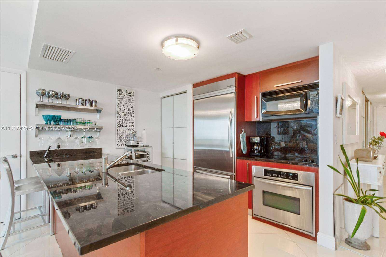 The Beach Club Two at 1830 Ocean Dr, Hallandale Beach, FL 33009 - For Rent photo 5