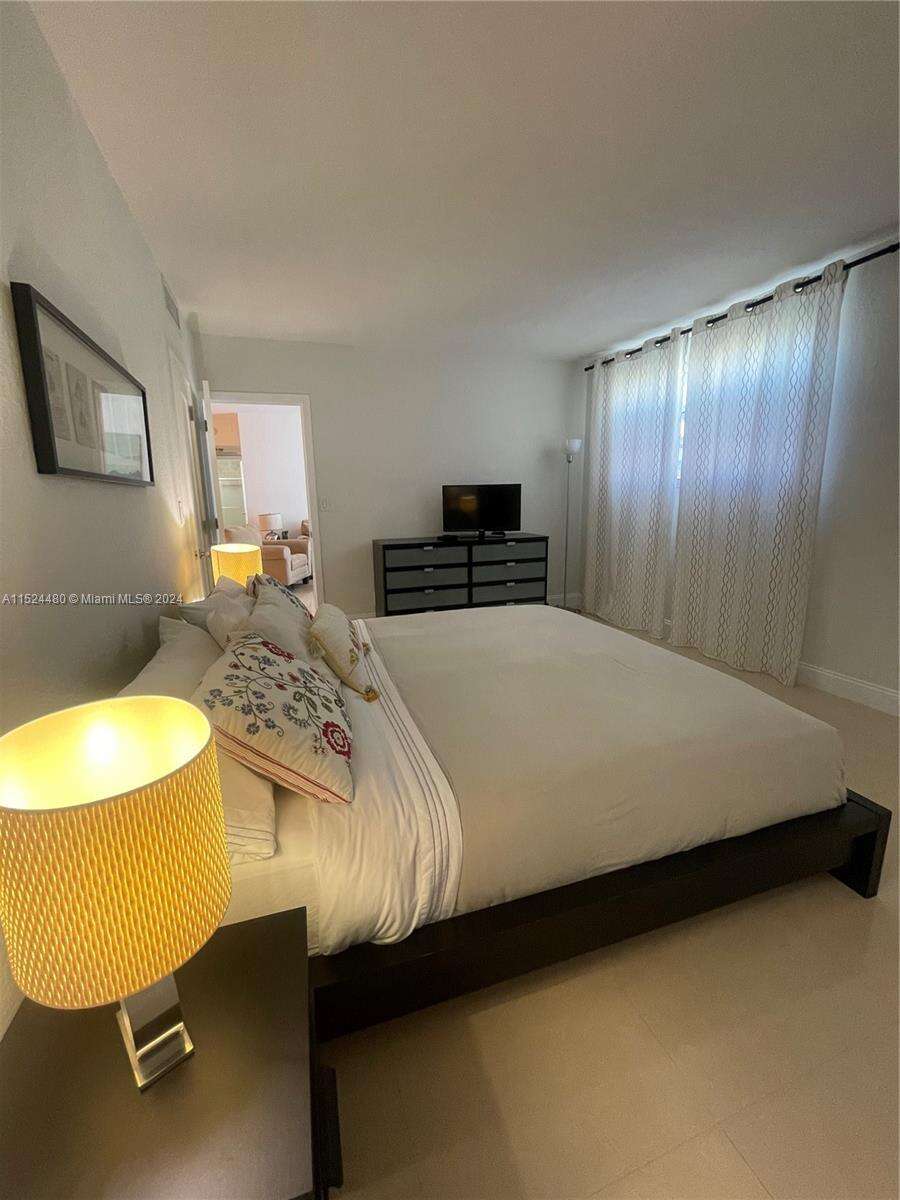 The Tides at 3801 Ocean Dr, Hollywood, FL 33019 - For Rent photo 14