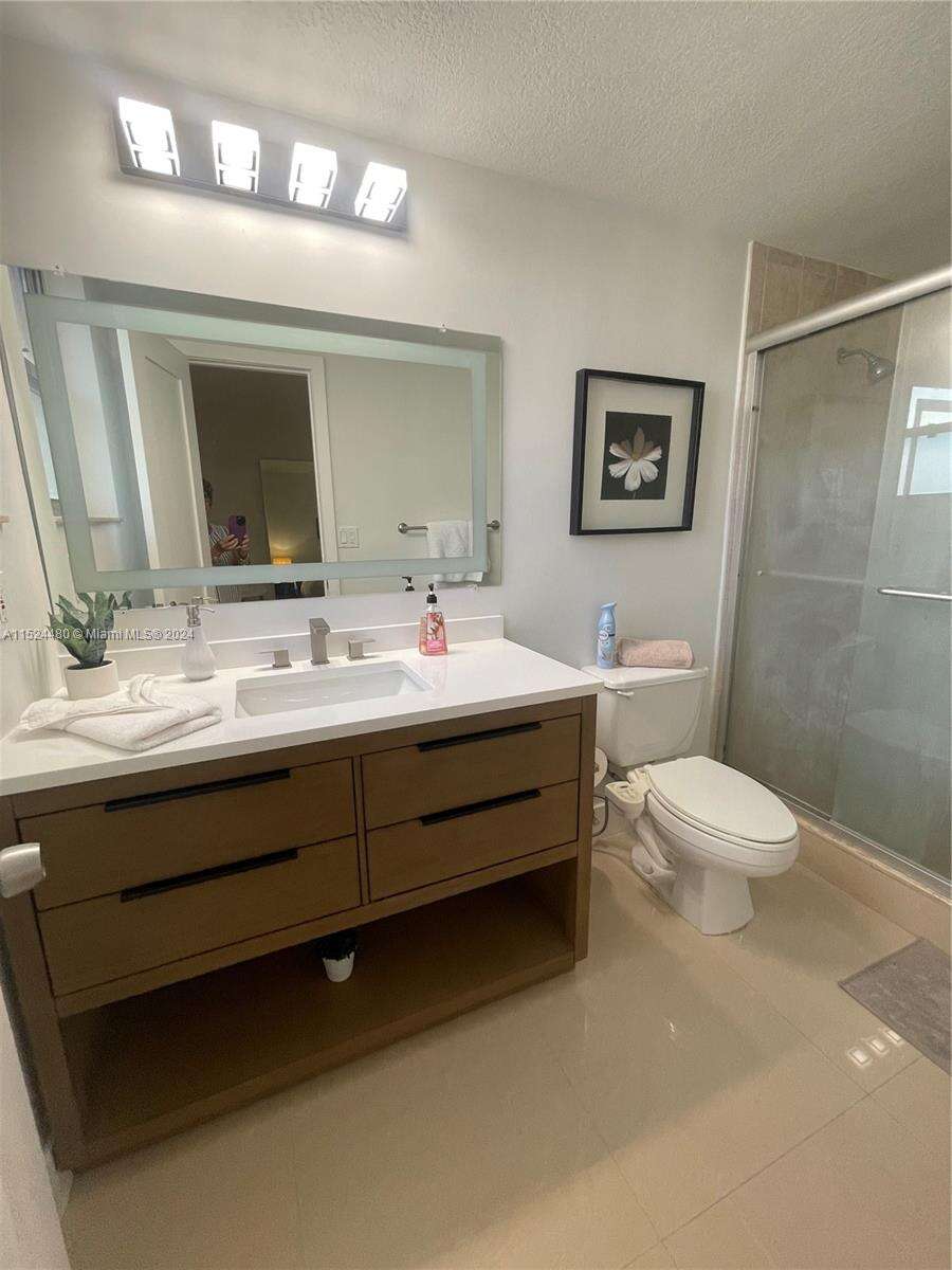 The Tides at 3801 Ocean Dr, Hollywood, FL 33019 - For Rent photo 15