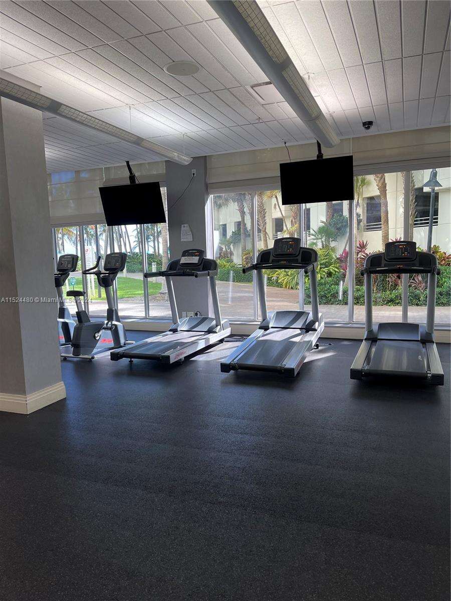 The Tides at 3801 Ocean Dr, Hollywood, FL 33019 - For Rent photo 22