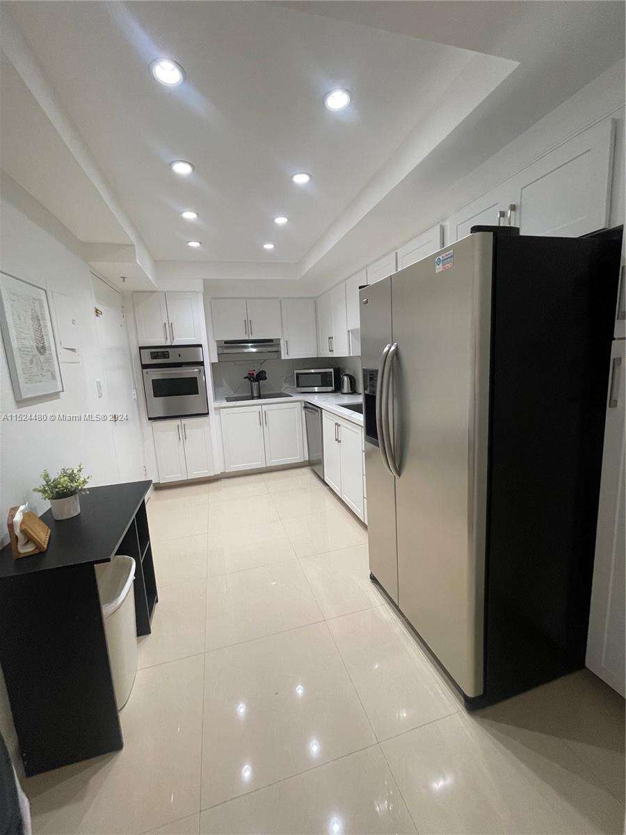 The Tides at 3801 Ocean Dr, Hollywood, FL 33019 - For Rent photo 8