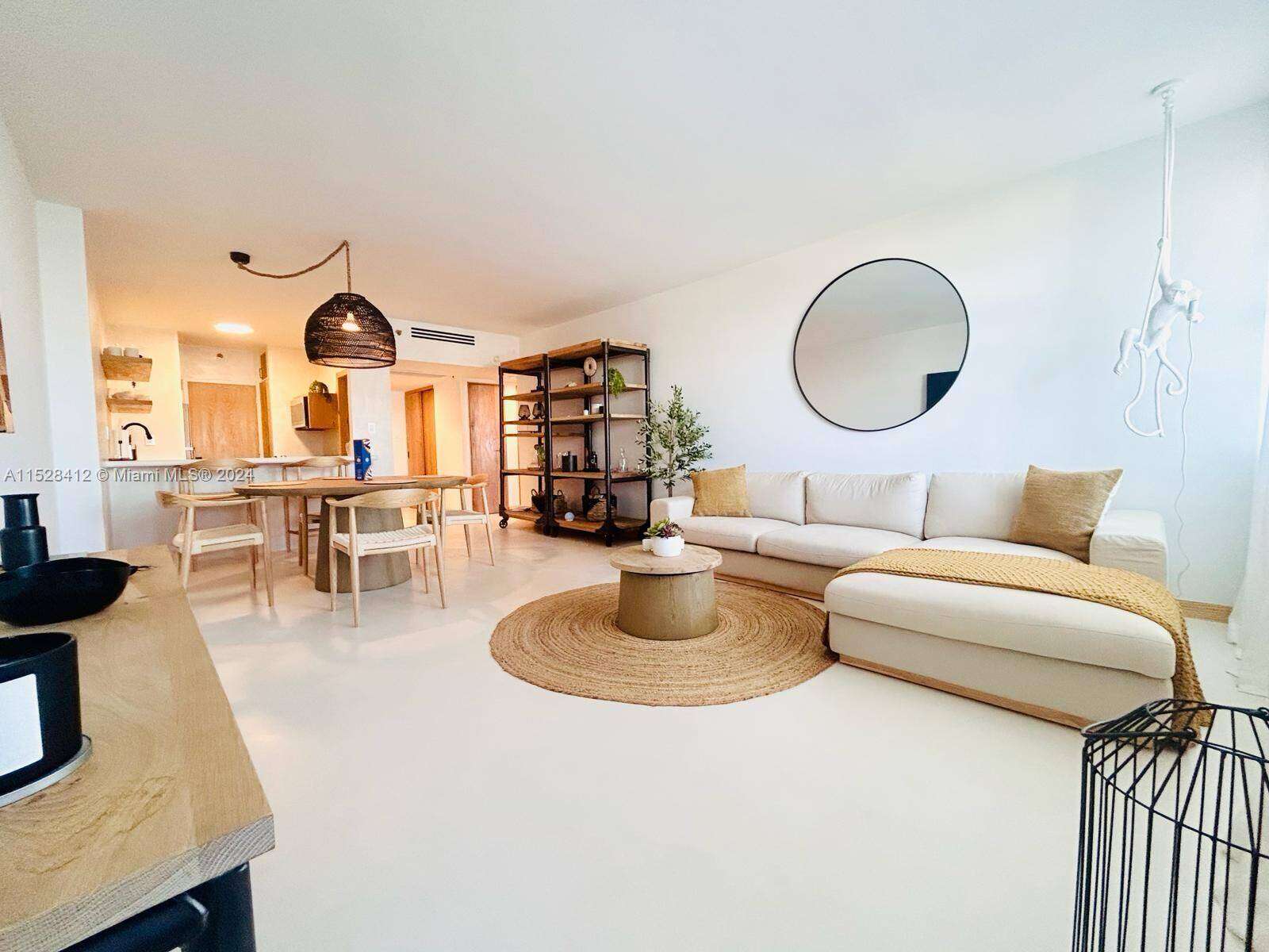 Decoplage at 100 Lincoln Rd, Miami Beach, FL 33139 - For Rent photo 1