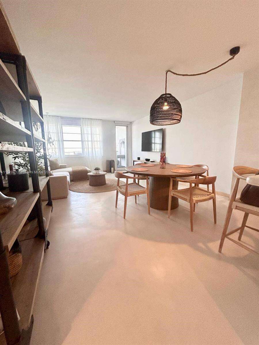 Decoplage at 100 Lincoln Rd, Miami Beach, FL 33139 - For Rent photo 2