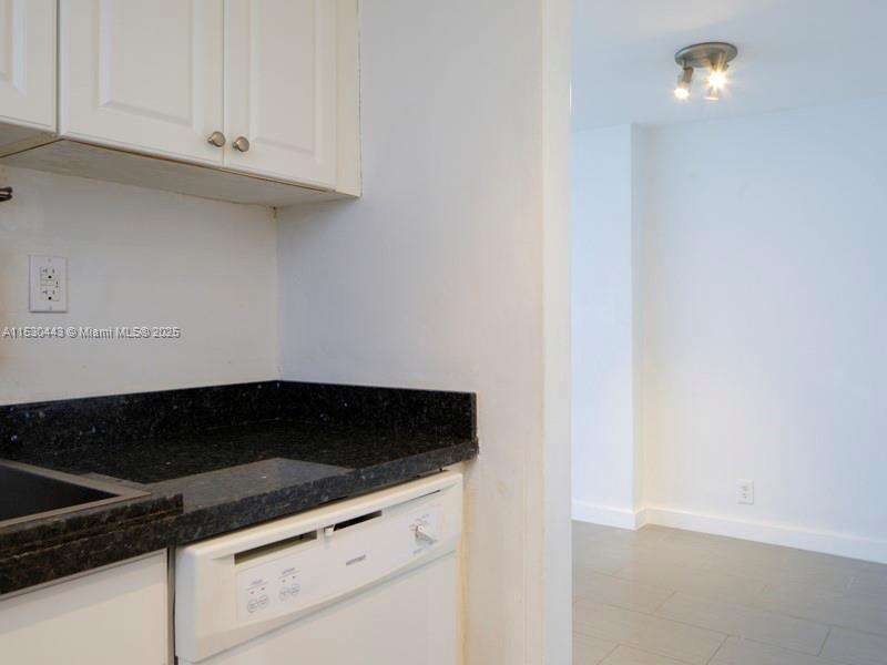 Mirador 1200 at 1200 W Ave, Miami Beach, FL 33139 - For Rent photo 12