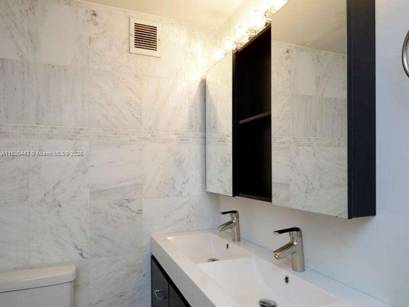 Mirador 1200 at 1200 W Ave, Miami Beach, FL 33139 - For Rent photo 9