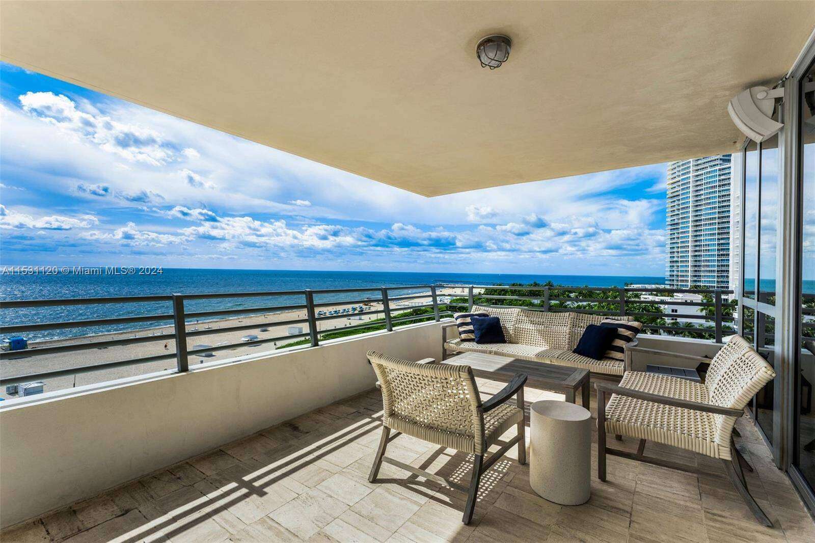 Hilton Bentley at 101 Ocean Dr, Miami Beach, FL 33139 - For Rent photo 28