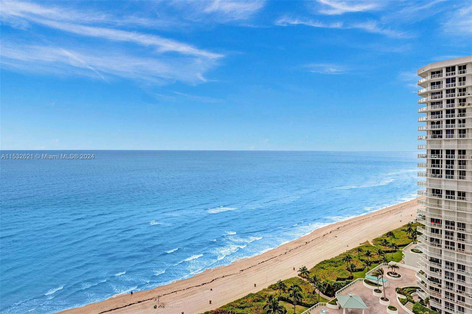 La Perla at 16699 Collins Ave, Sunny Isles Beach, FL 33160 - For Rent photo 26