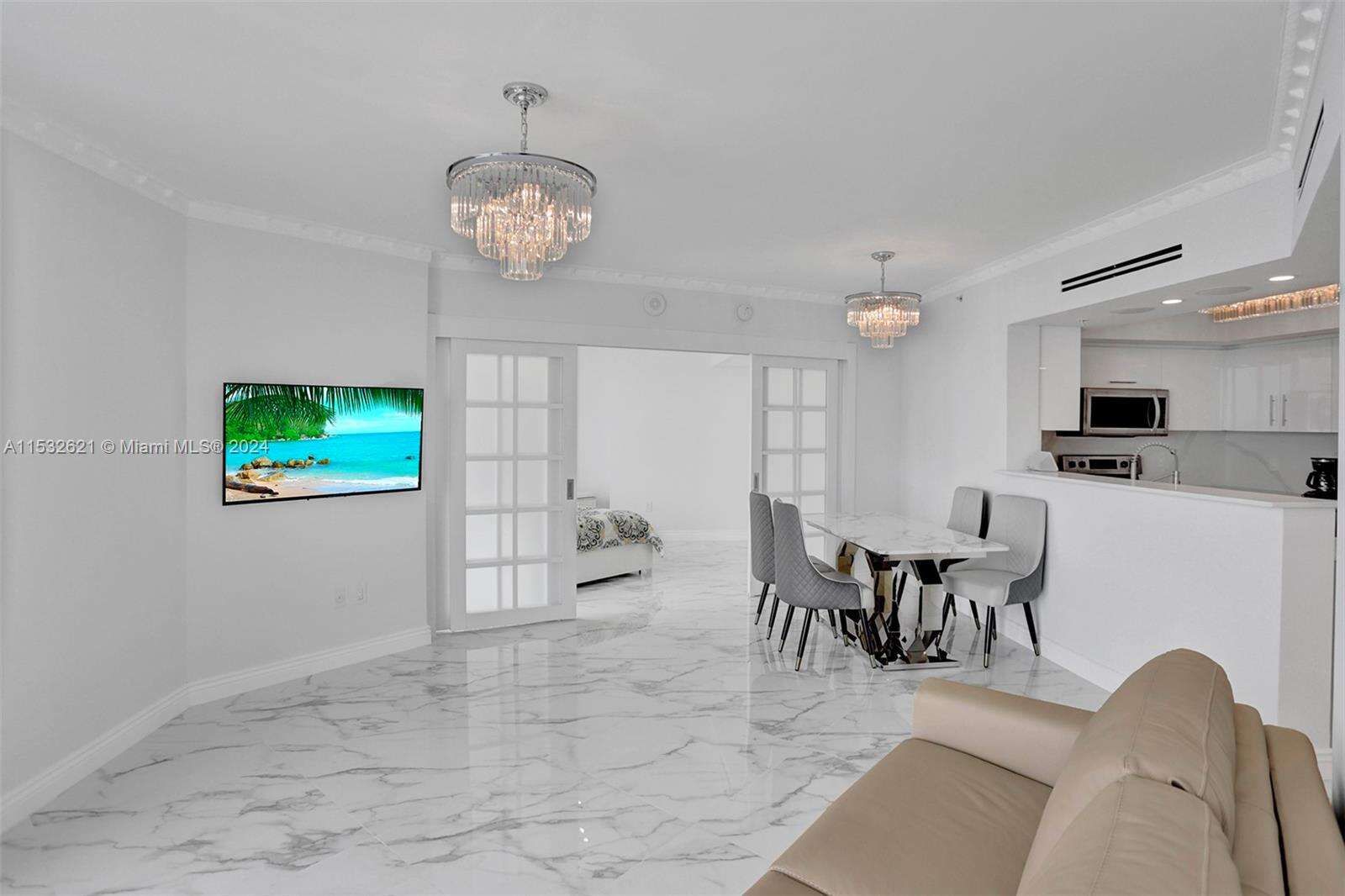 La Perla at 16699 Collins Ave, Sunny Isles Beach, FL 33160 - For Rent photo 8